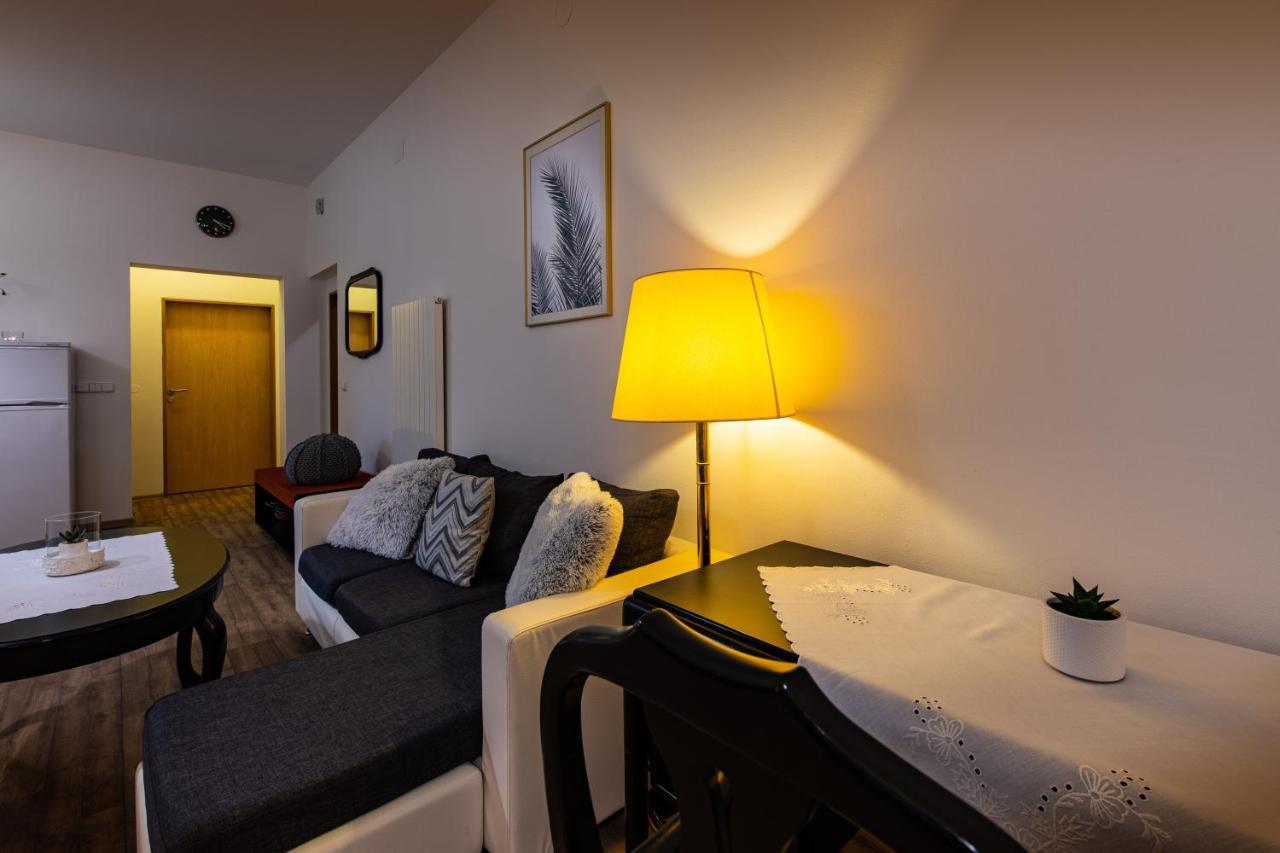 Apartman U Krizku Jihlava Buitenkant foto